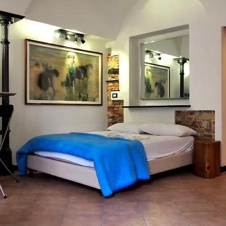Lovingenoa Ducale Cast Iron Apartment *