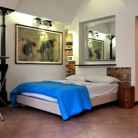 Lovingenoa Ducale Cast Iron Apartment Genoa