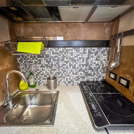 Lovingenoa - Ducale - Cast Iron Apartment